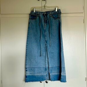 Super cute Habitual Jean skirt!